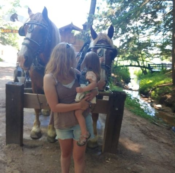 Meet your Posher, Brianna - Picture 1 of 1